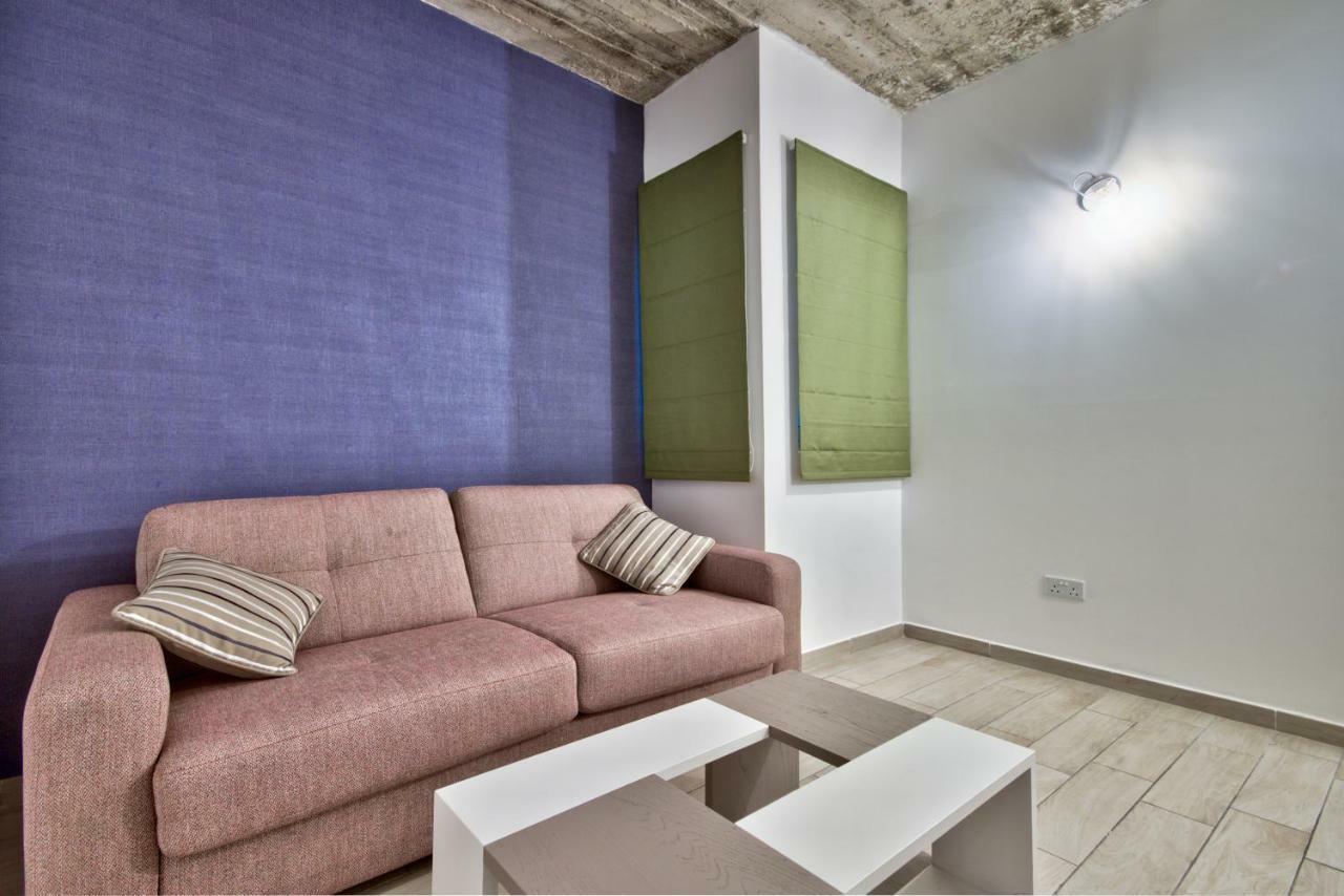 Cozy Rooms Hotel سليمة المظهر الخارجي الصورة